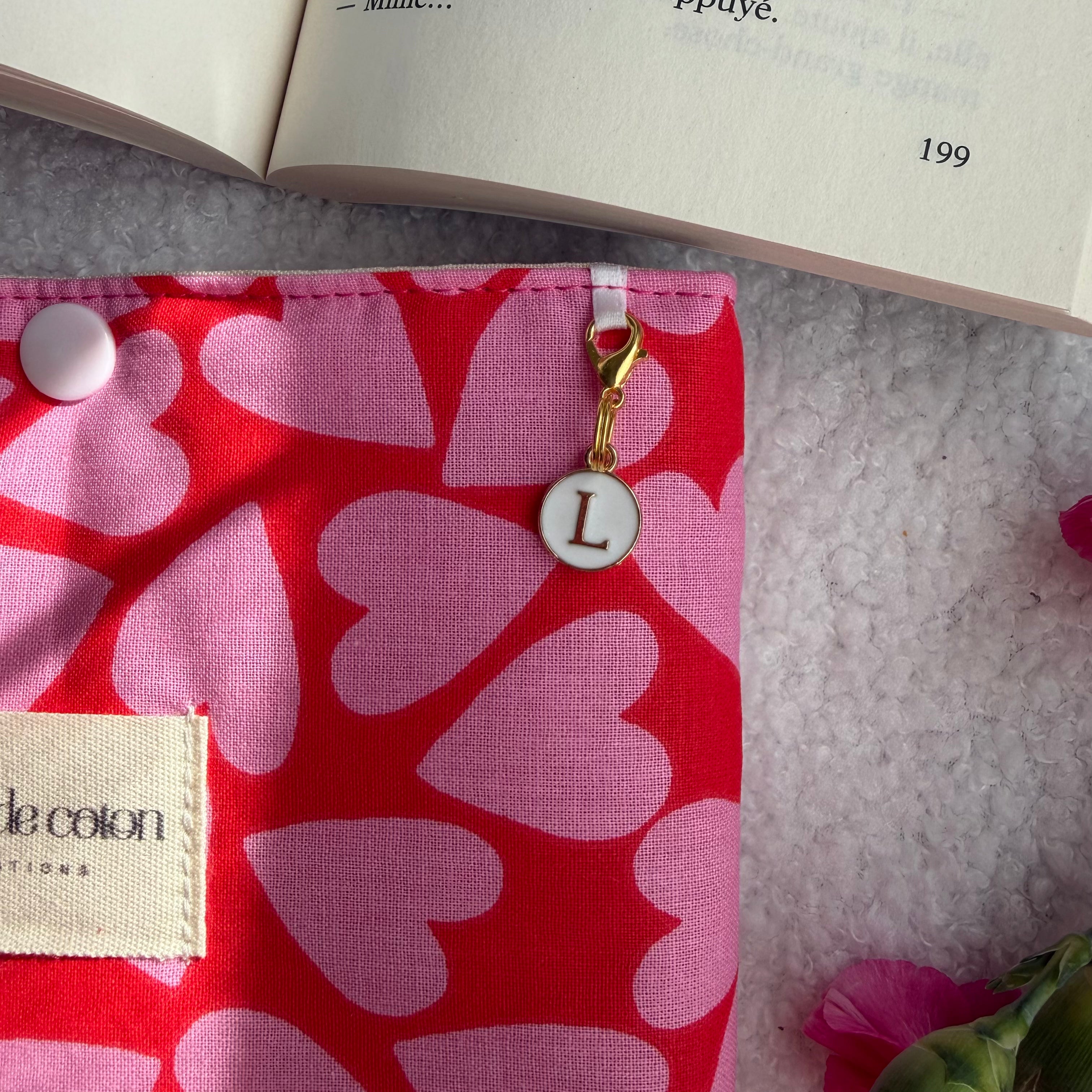 Pochette à livre coeur