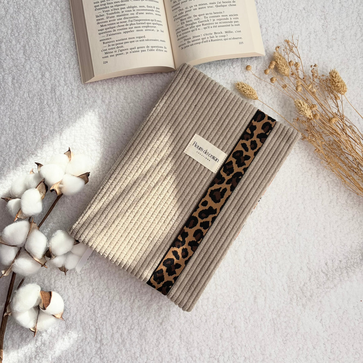 Custodia per libri a quadretti marrone