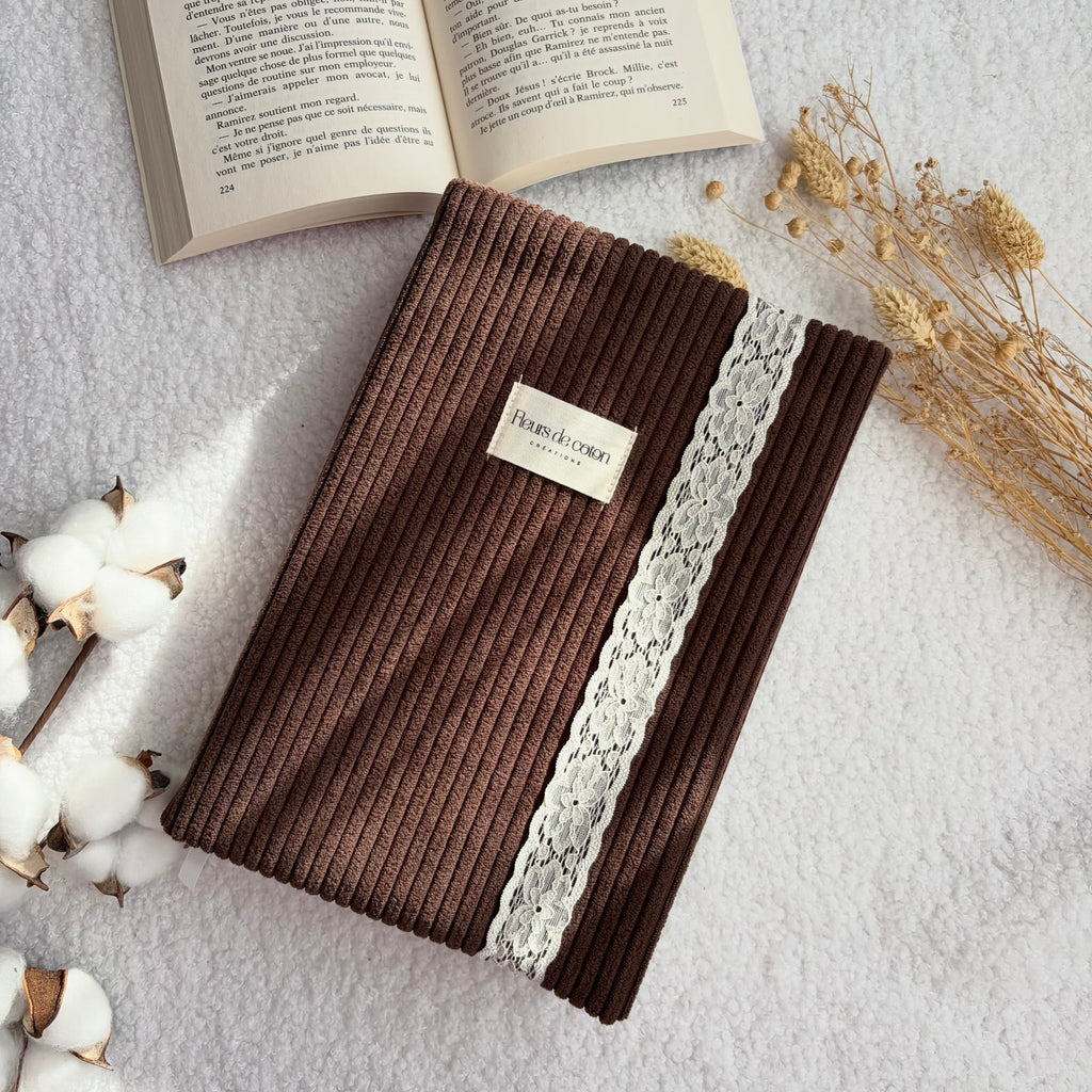 Custodia per libri a quadretti marrone